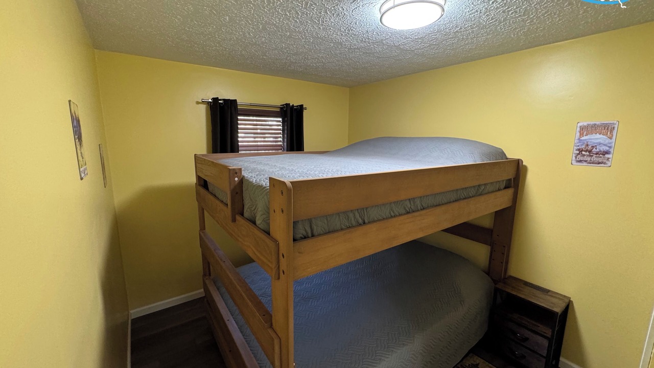 Photo of Bedroom in Matewan