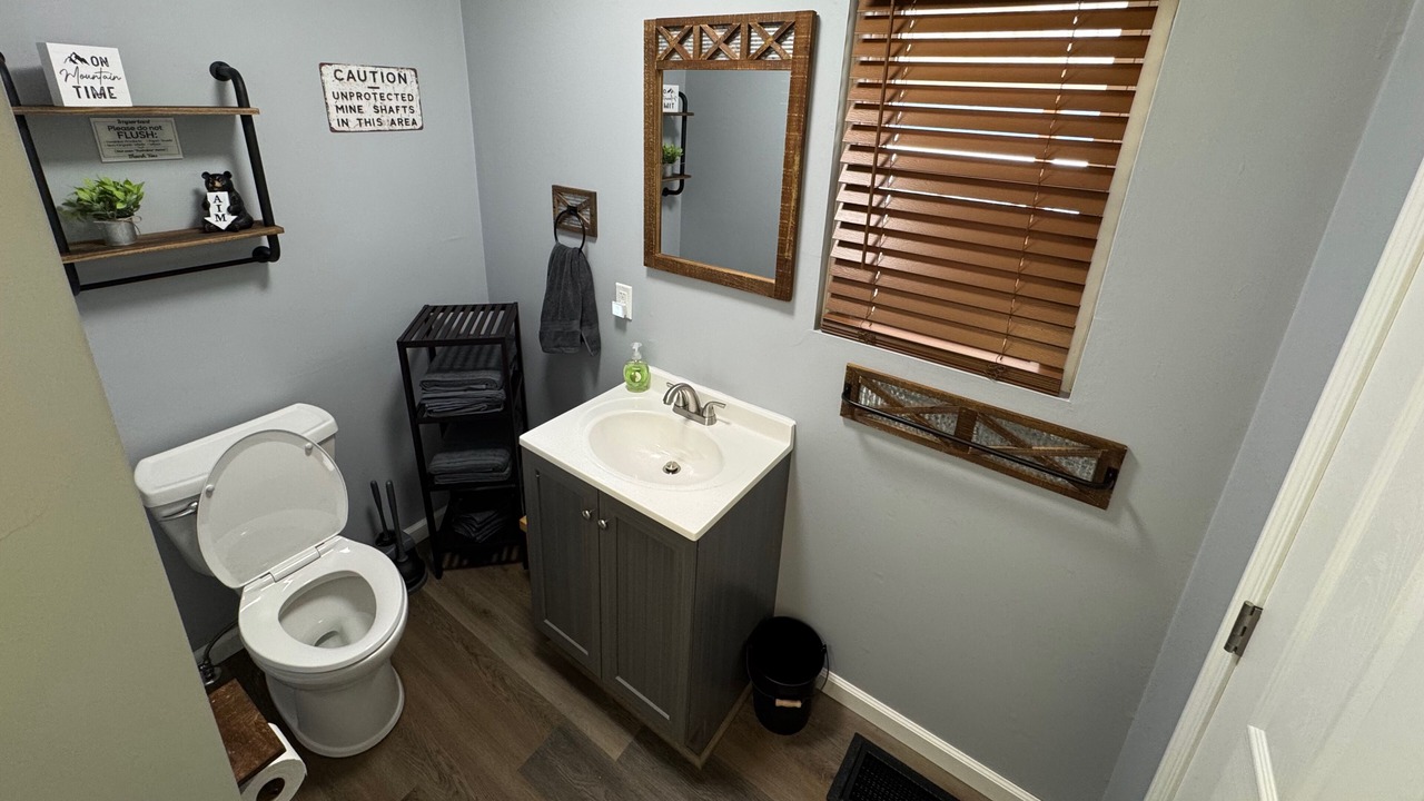 Photo of Bathroom in Matewan
