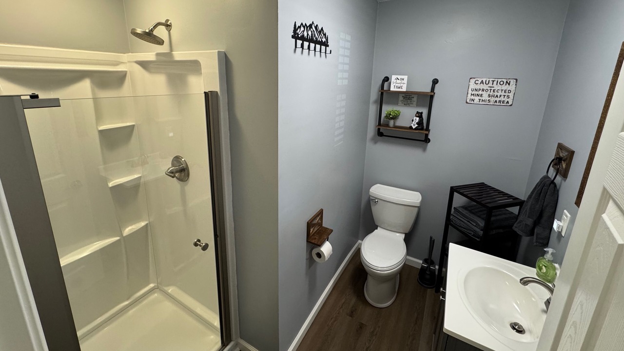 Photo of Bathroom in Matewan