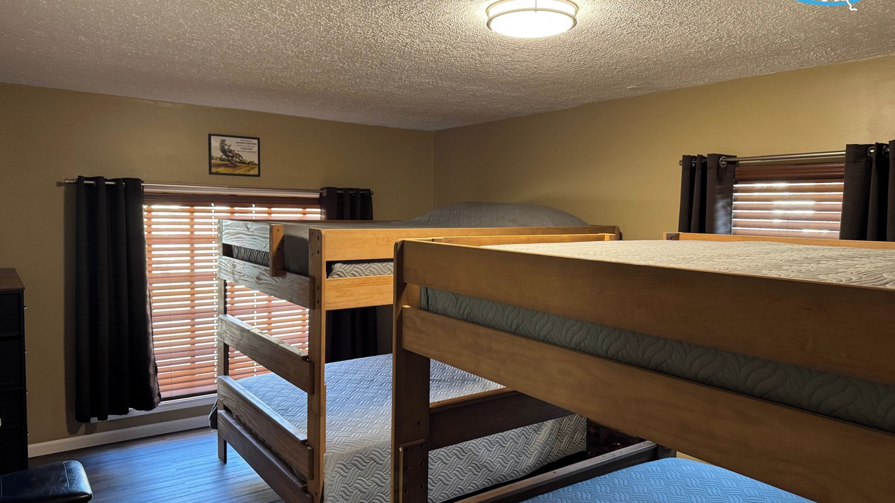 Photo of Bedroom in Matewan