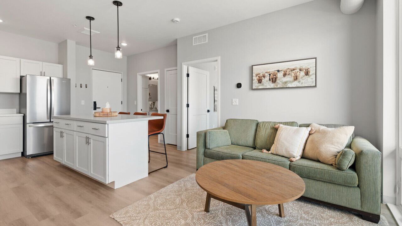 Photo of Livingroom in Lake City