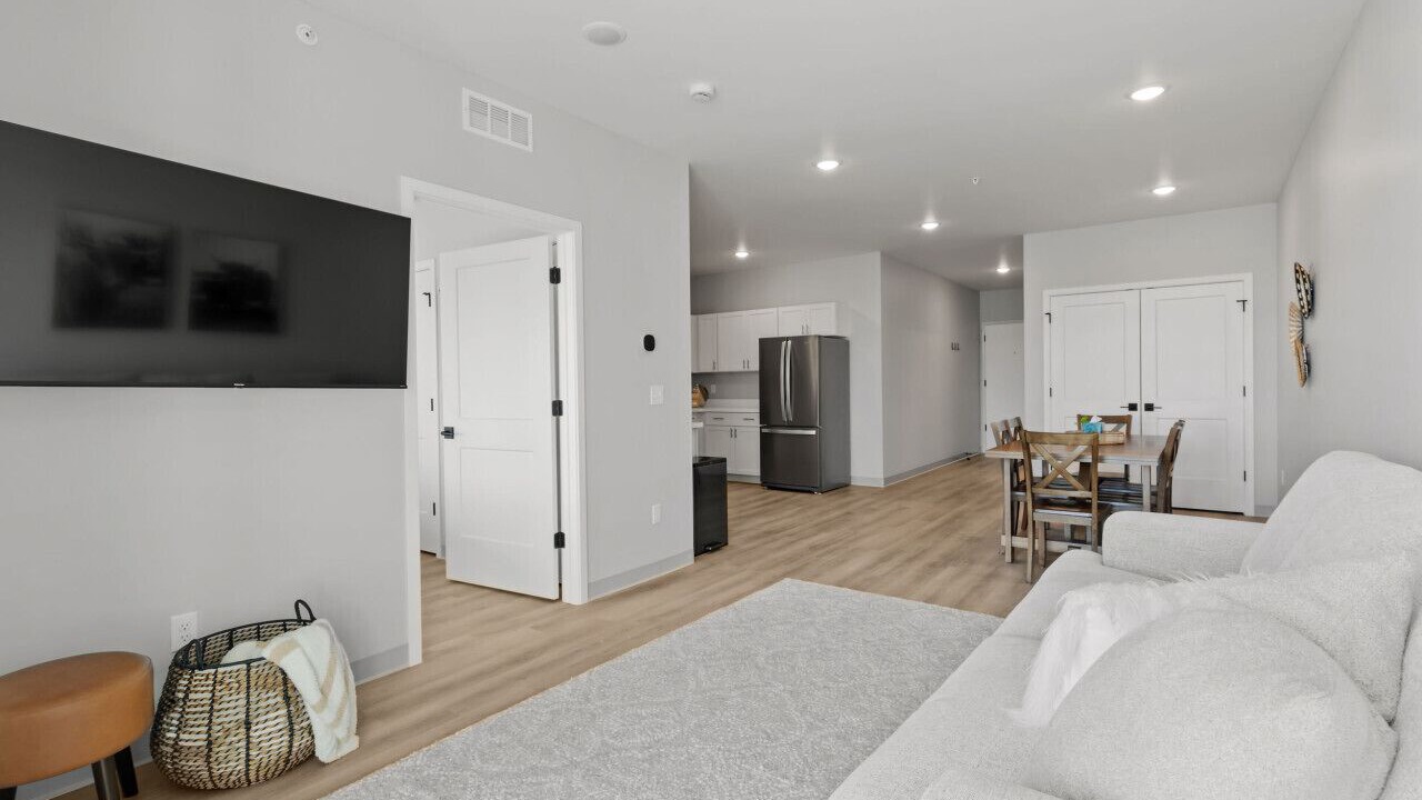 Photo of Livingroom in Lake City