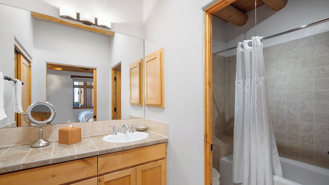 Photo of Bathroom in Tesuque