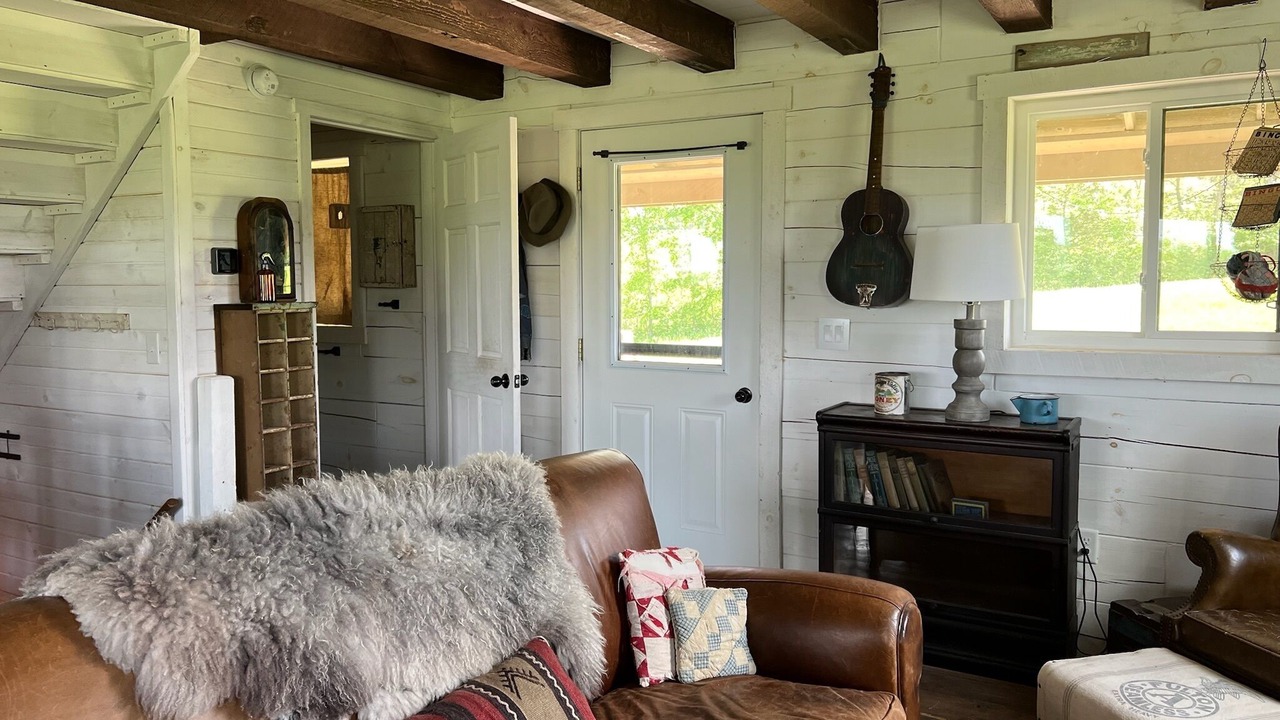 Photo of Livingroom in Kickapoo