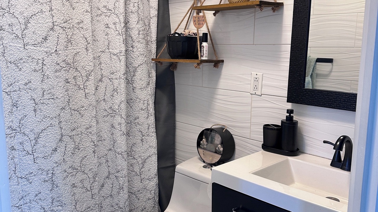 Photo of Bathroom in Hyde Park