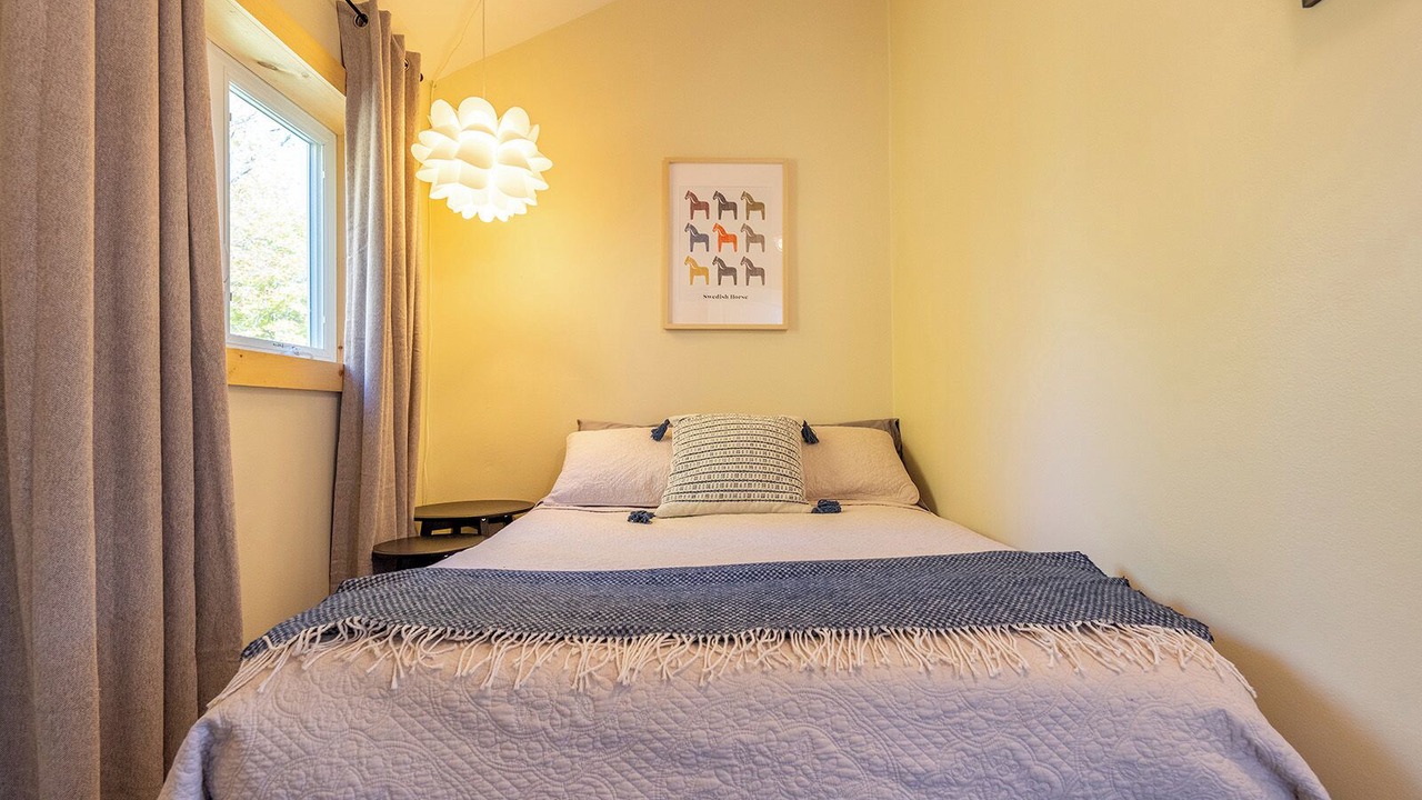 Photo of Bedroom in Goshen