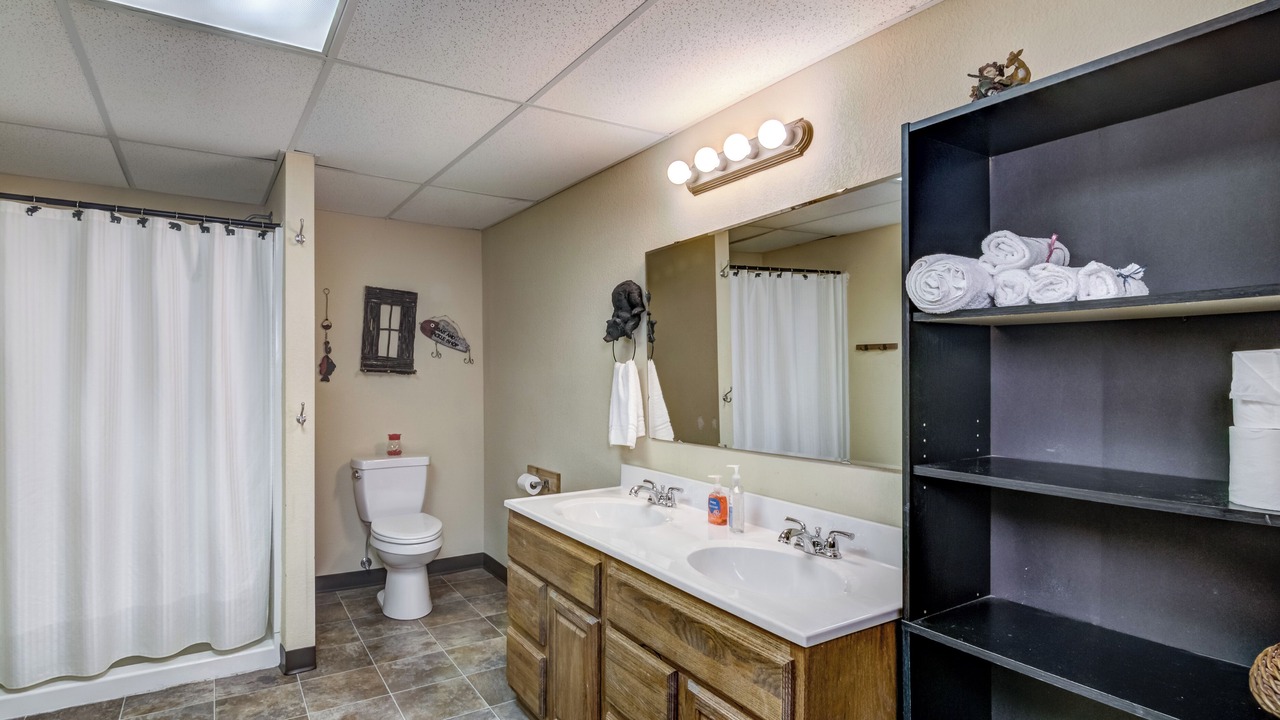 Photo of Bathroom in Osseo