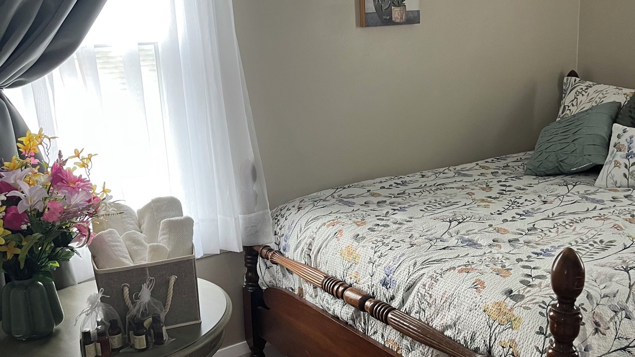 Photo of Bedroom in Wheeling