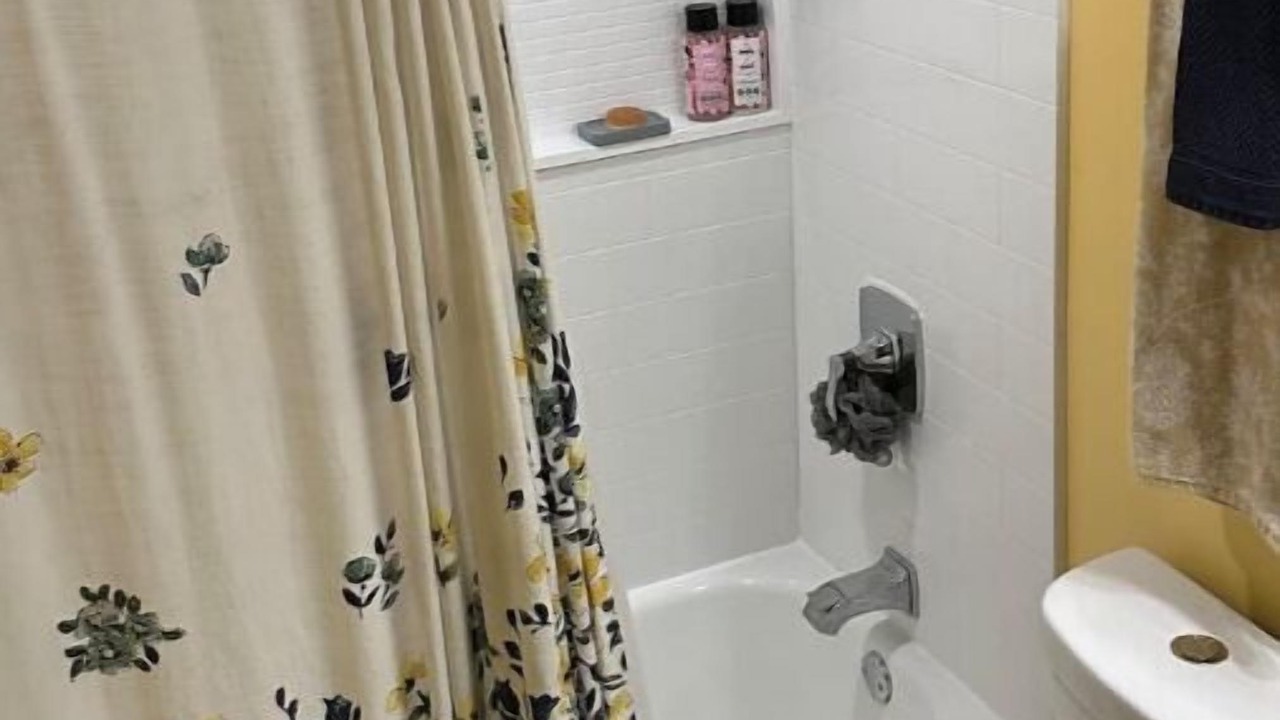 Photo of Bathroom in Kingfield