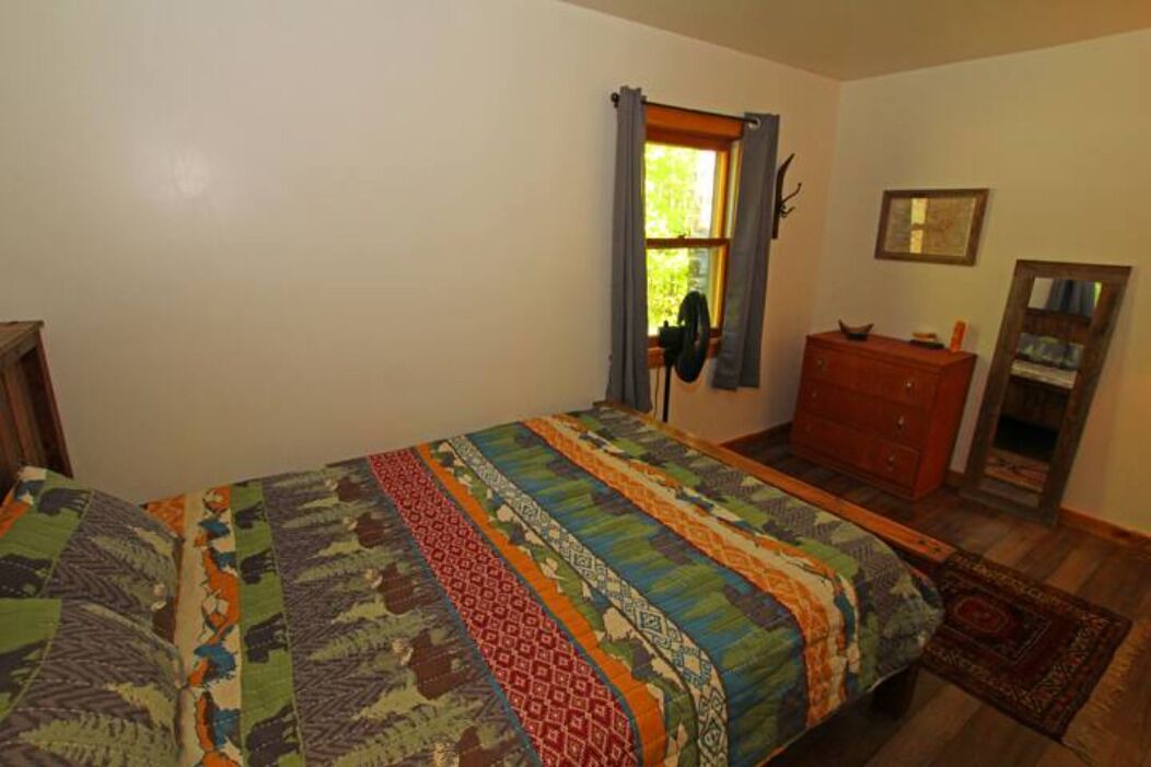 Photo of Bedroom in Elizabethtown
