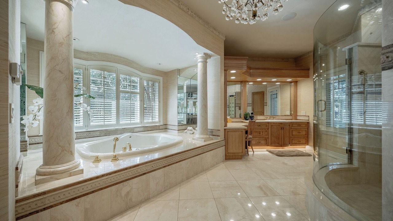 Photo of Bathroom in Kaukauna