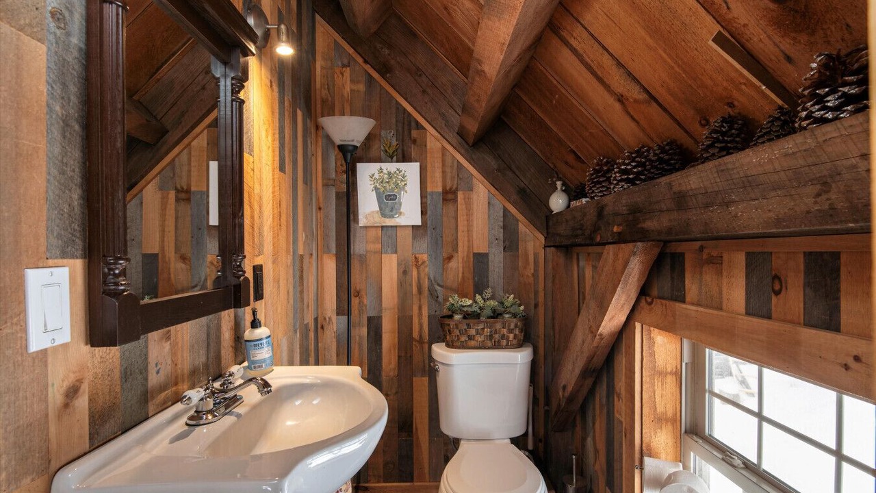Photo of Bathroom in Brookfield