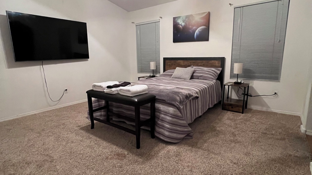 Photo of Bedroom in Skies West