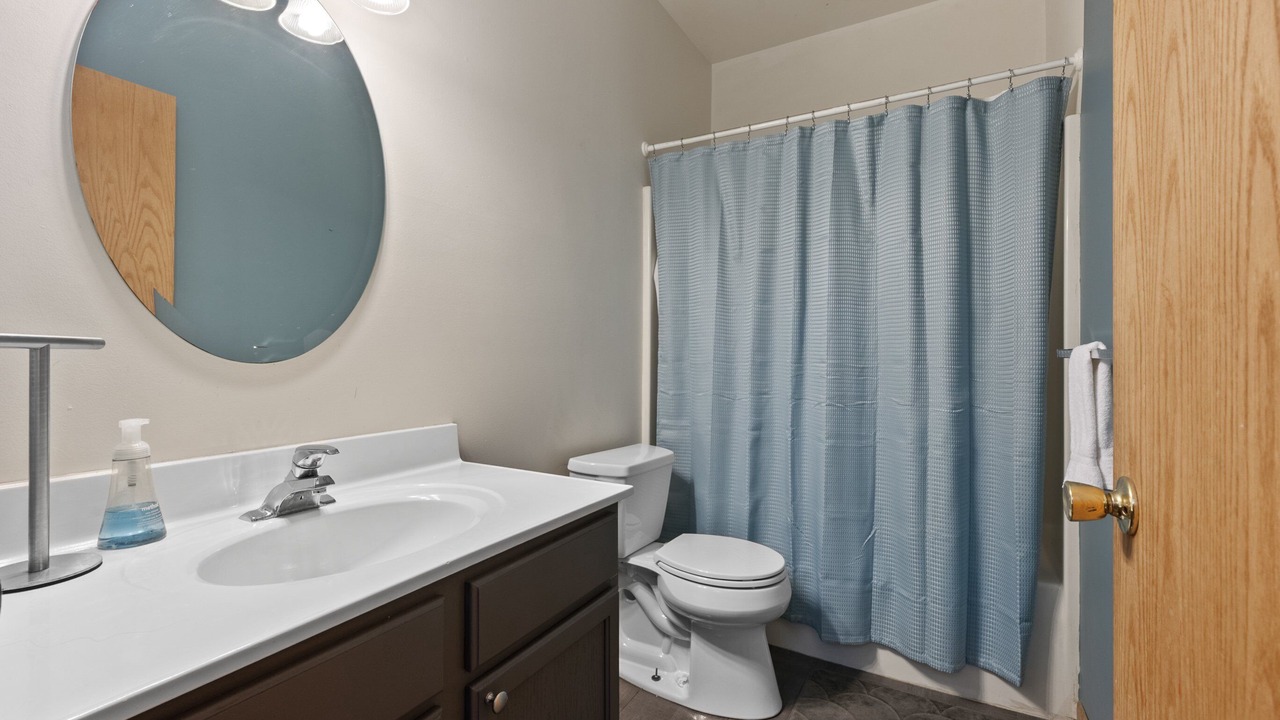 Photo of Bathroom in Twin Lakes