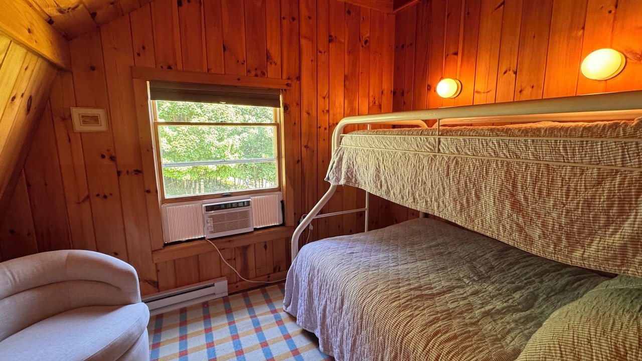 Photo of Bedroom in Schuyler Falls