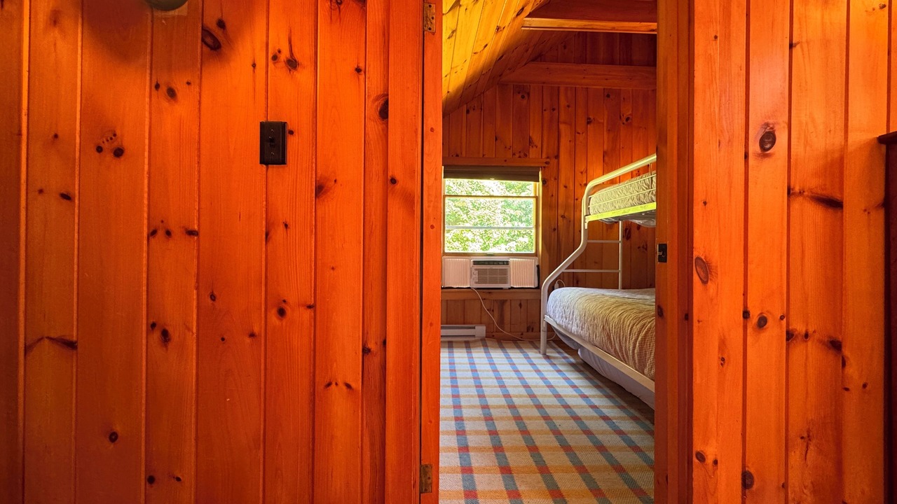 Photo of Bedroom in Schuyler Falls