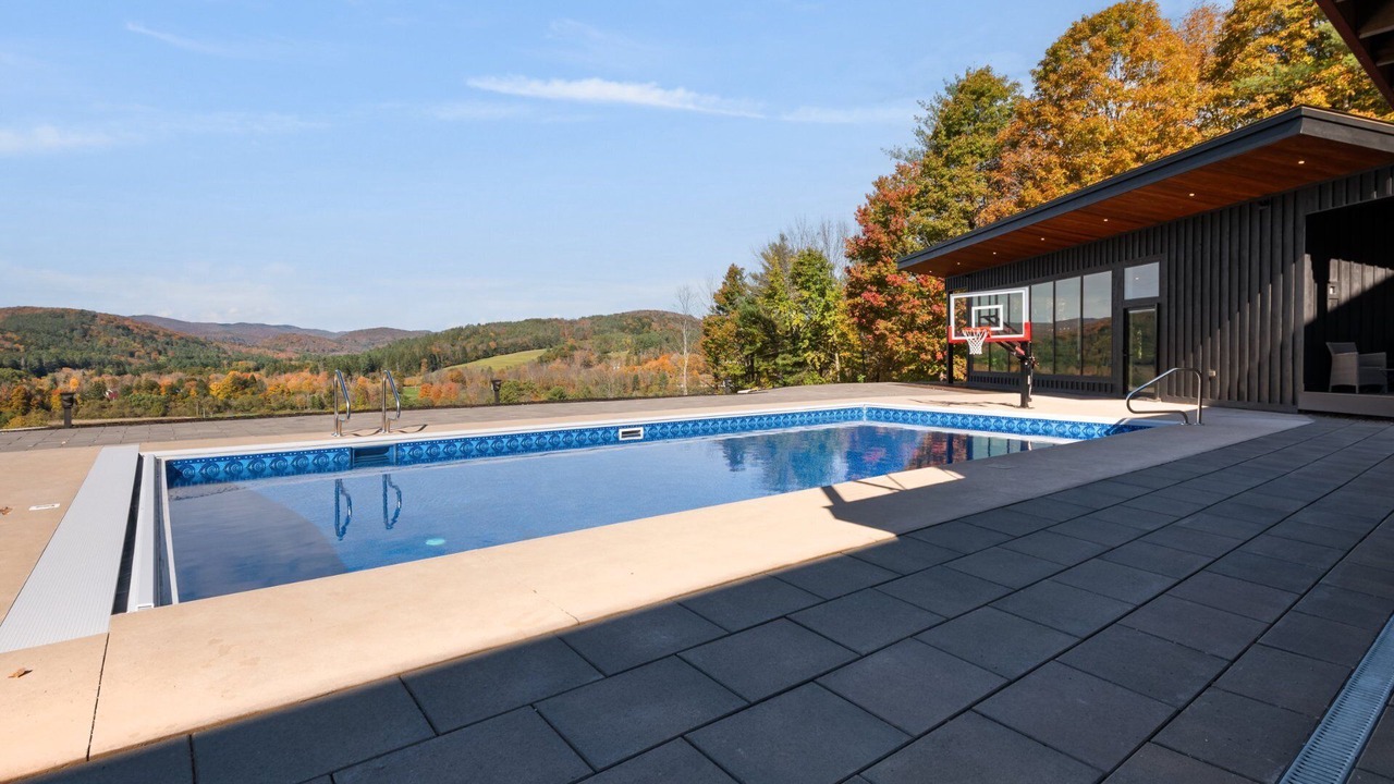 Photo of Outdoor in Woodstock