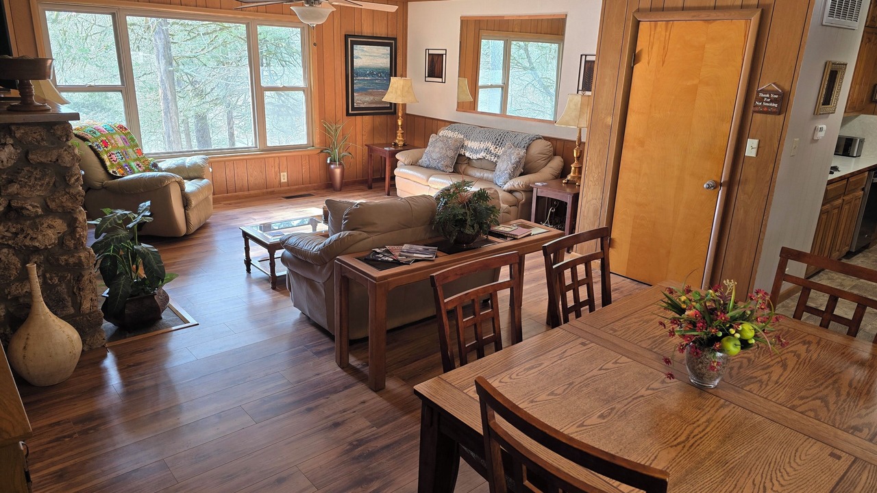 Photo of Livingroom in Mount Ida