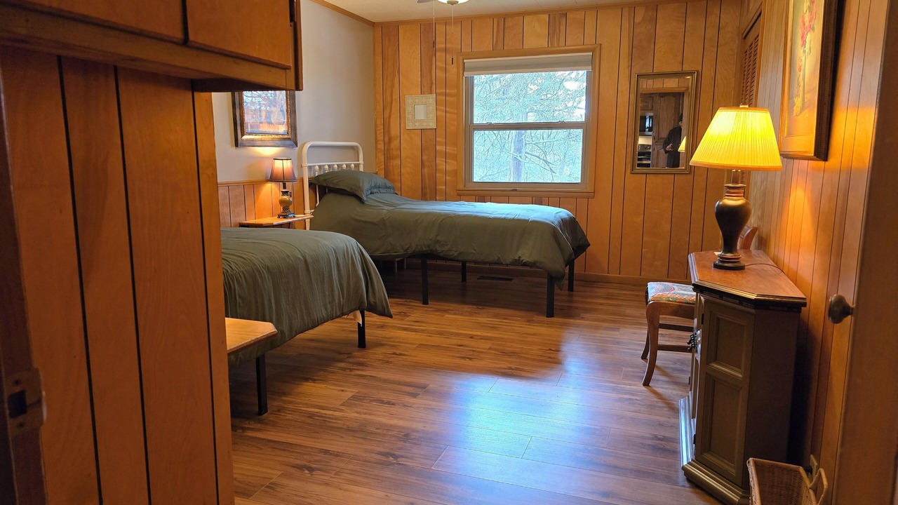 Photo of Bedroom in Mount Ida