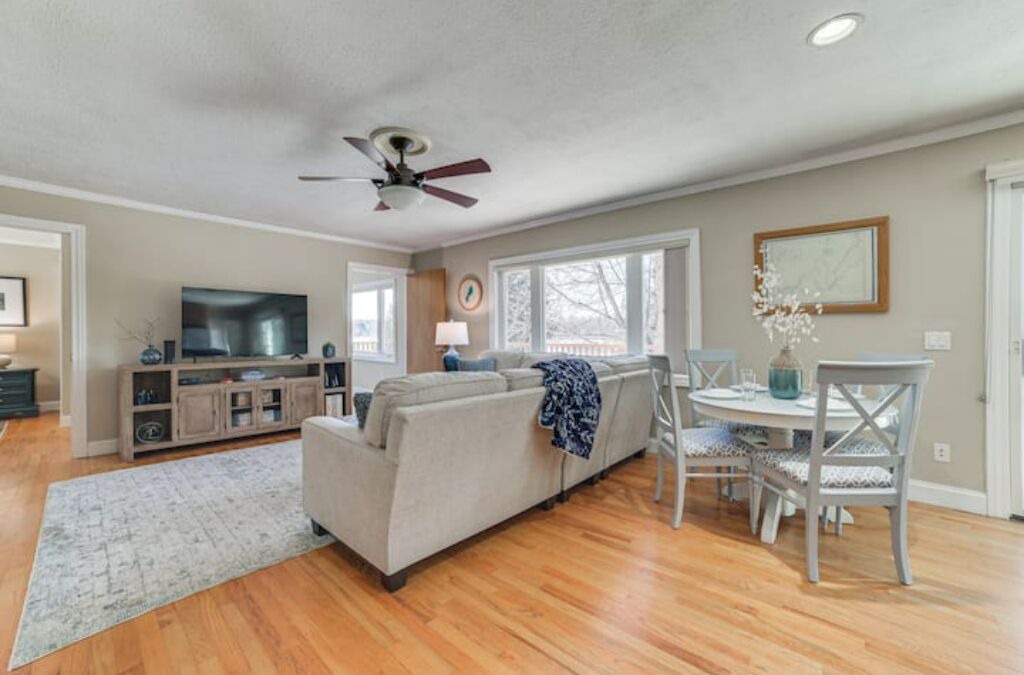 Photo of Livingroom in Cheboygan