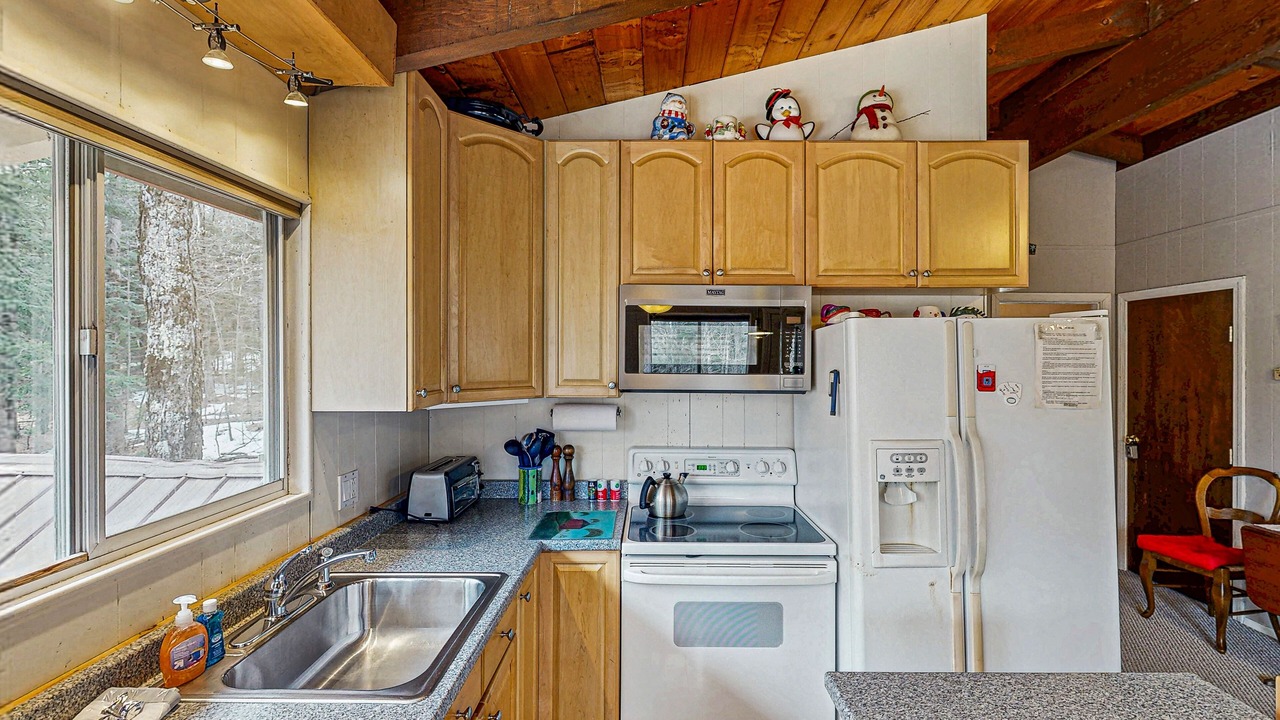 Photo of Kitchen in Wardsboro