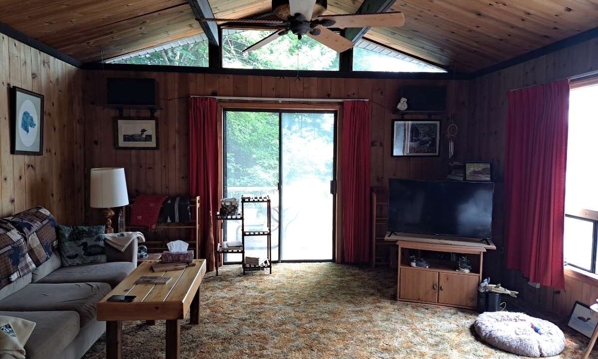 Photo of Livingroom in Colton