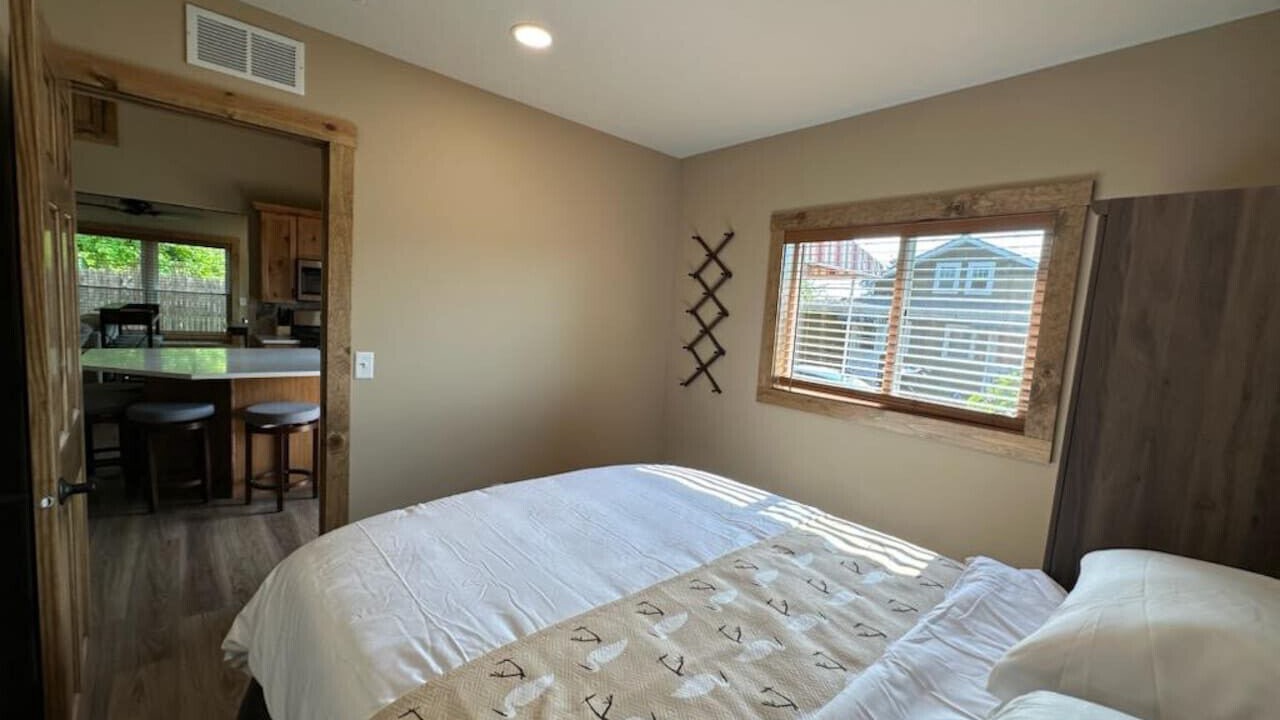 Photo of Bedroom in Twin Lakes