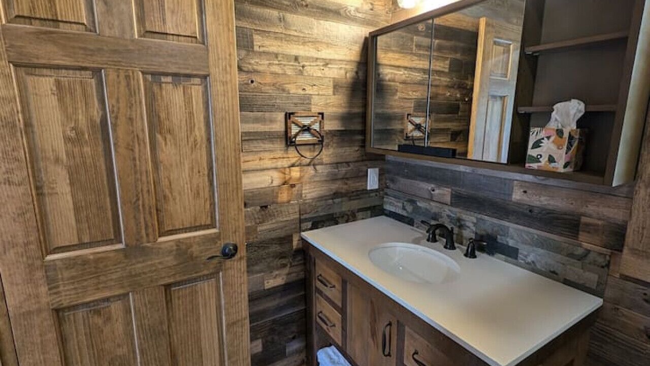 Photo of Bathroom in Twin Lakes