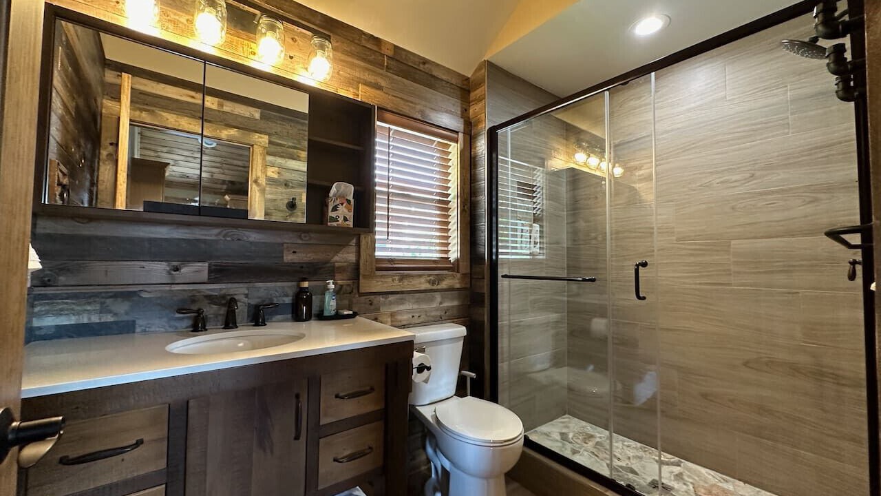 Photo of Bathroom in Twin Lakes
