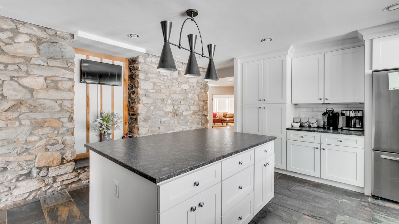 Photo of Kitchen in Lakeview