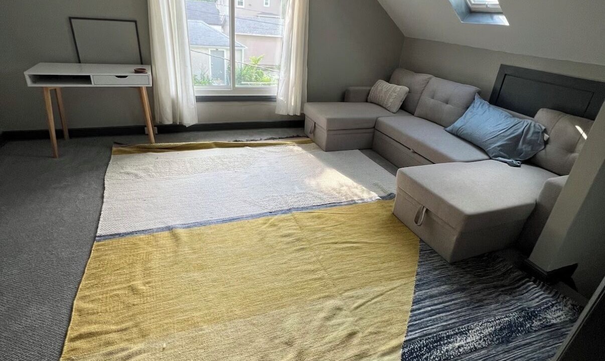 Photo of Livingroom in Corcoran