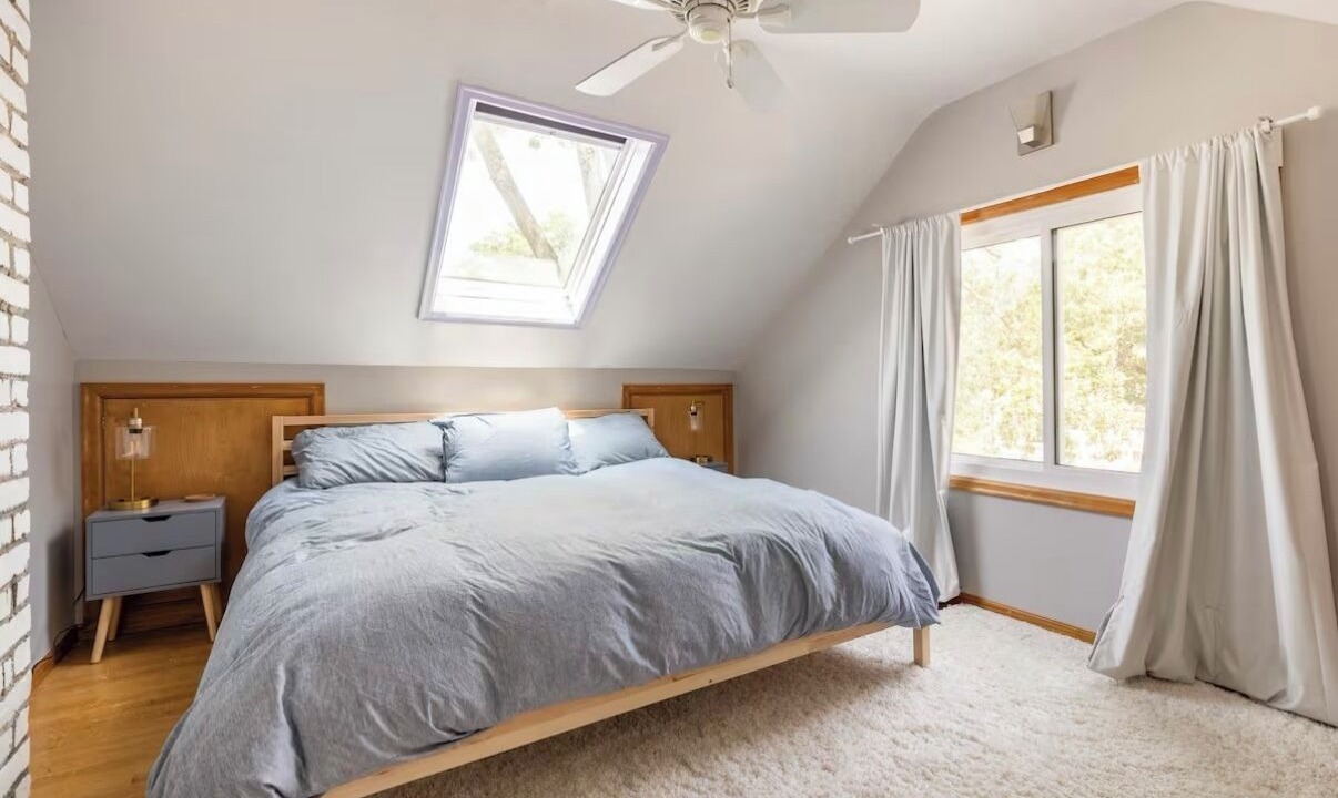 Photo of Bedroom in Corcoran
