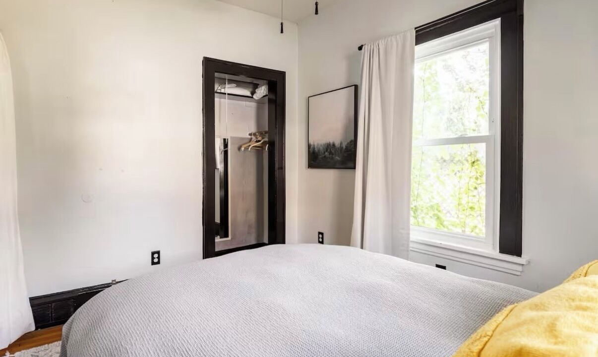 Photo of Bedroom in Corcoran