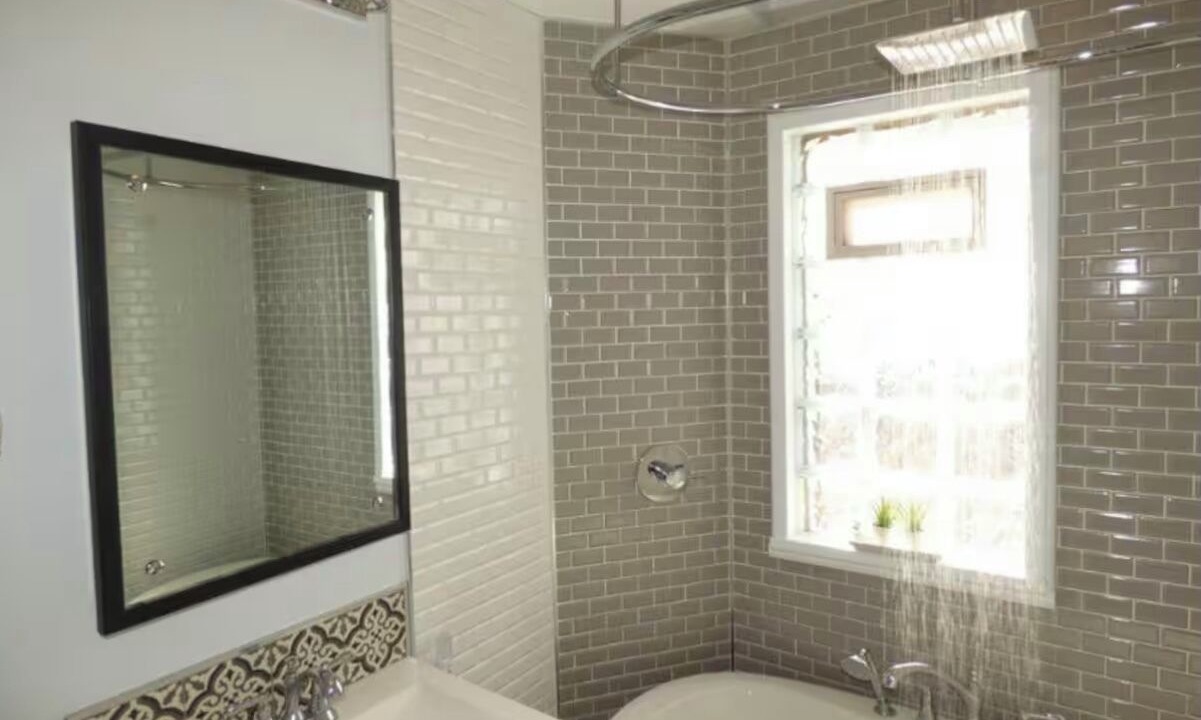 Photo of Bathroom in Corcoran