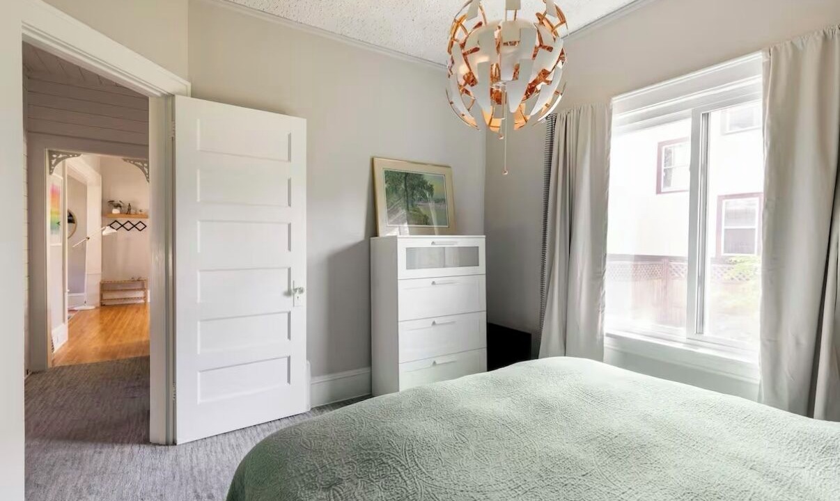 Photo of Bedroom in Corcoran