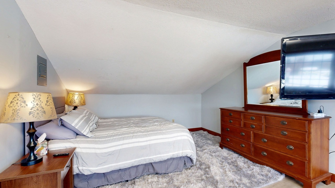 Photo of Bedroom in Pittsfield
