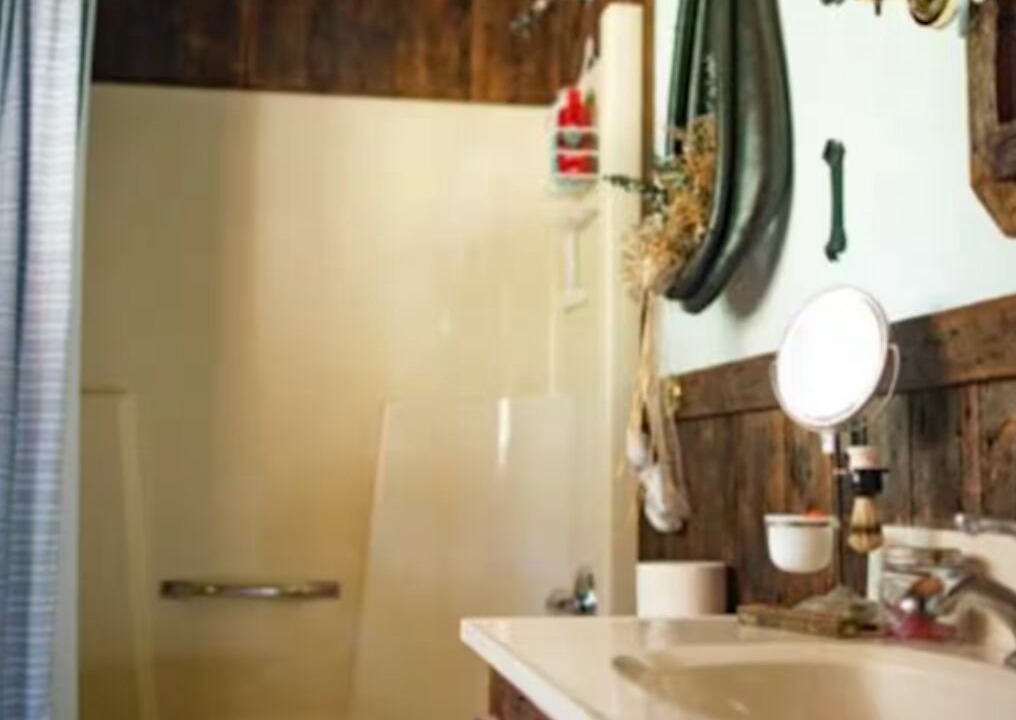 Photo of Bathroom in Minong