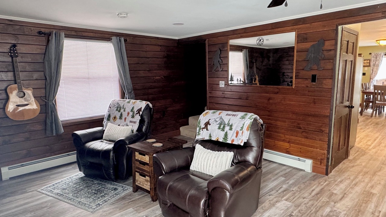 Photo of Livingroom in Malone
