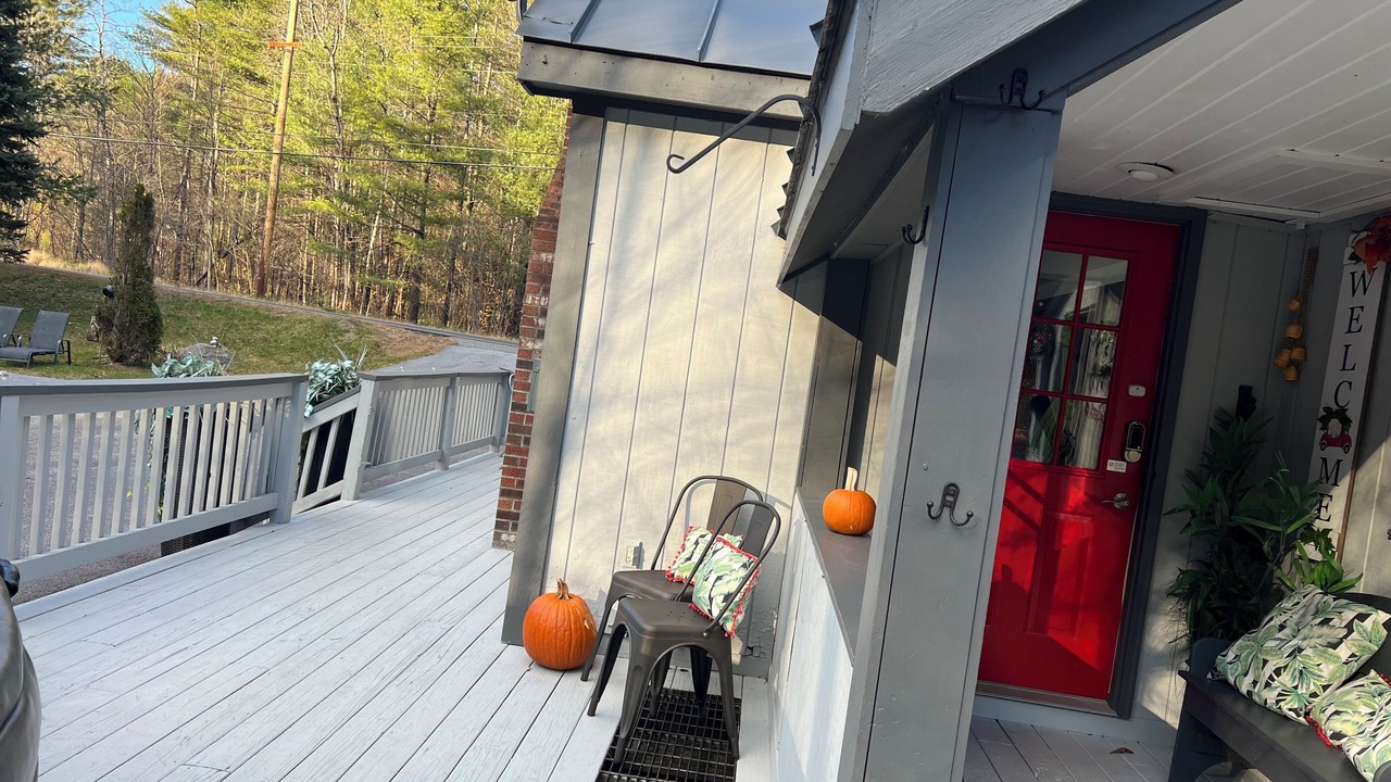 Photo of Patio Balcony in Wardsboro
