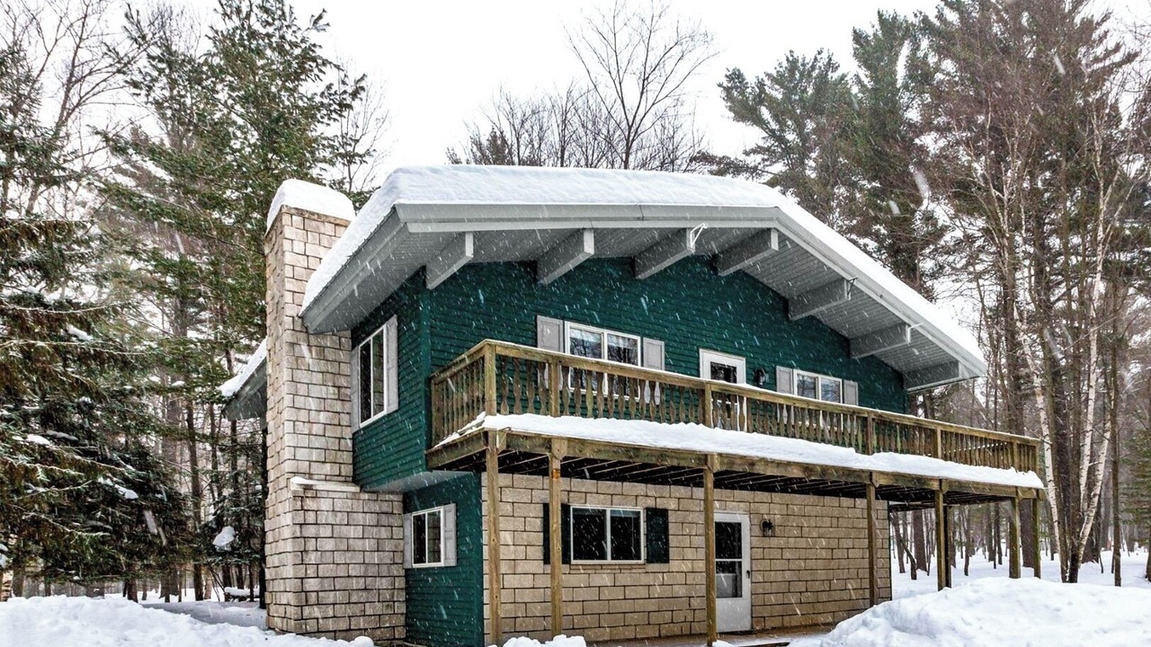 Photo of Outdoor in Iron Mountain