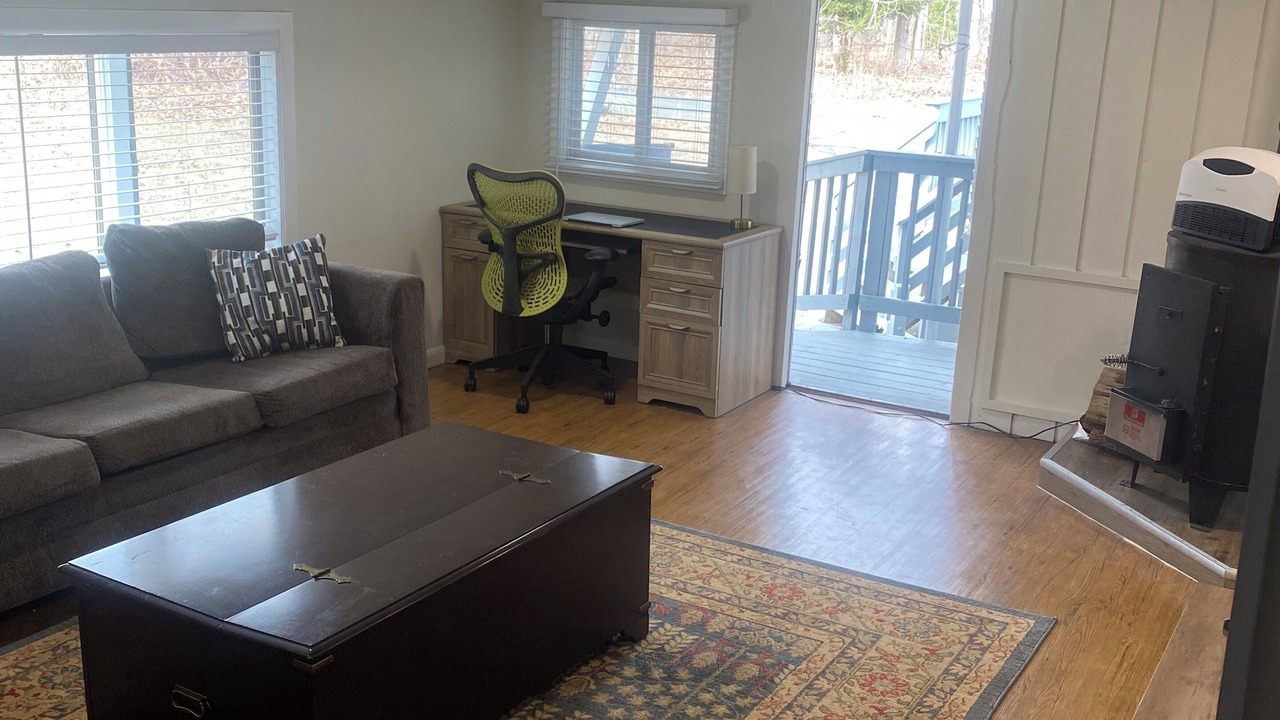 Photo of Livingroom in Hamden
