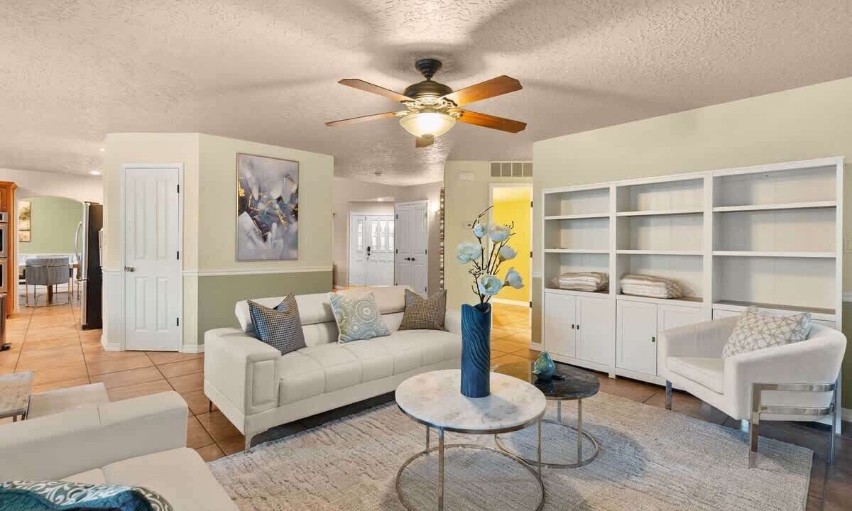 Photo of Livingroom in Northeast Heights