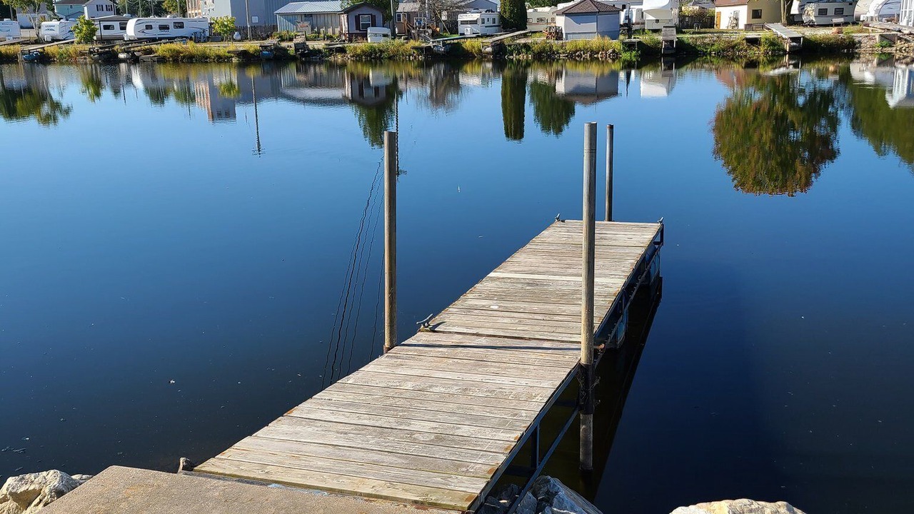 Photo of Outdoor in Algoma