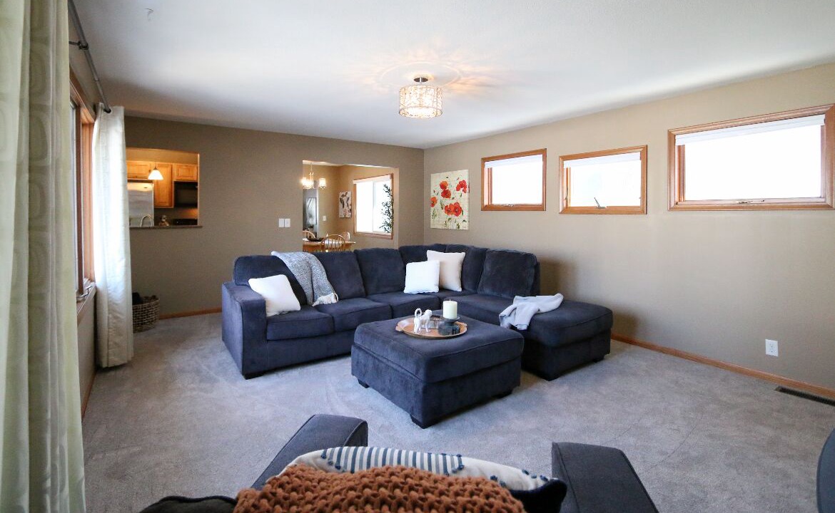 Photo of Livingroom in Robbinsdale