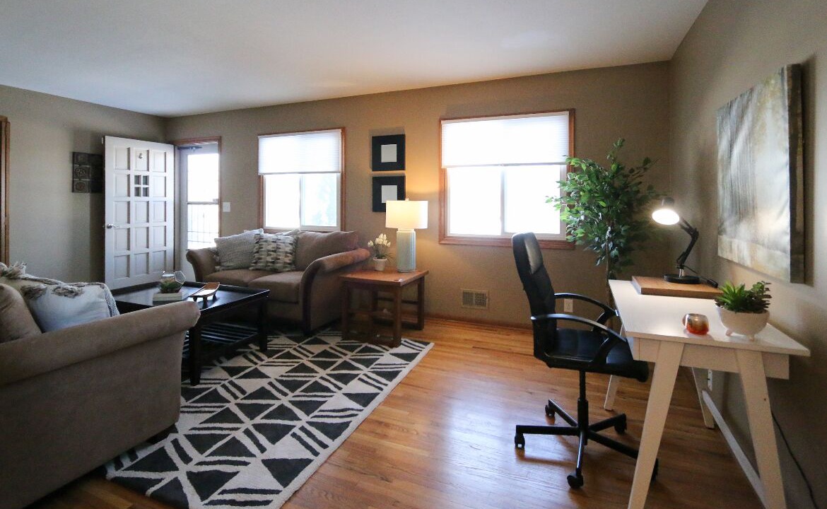 Photo of Livingroom in Robbinsdale