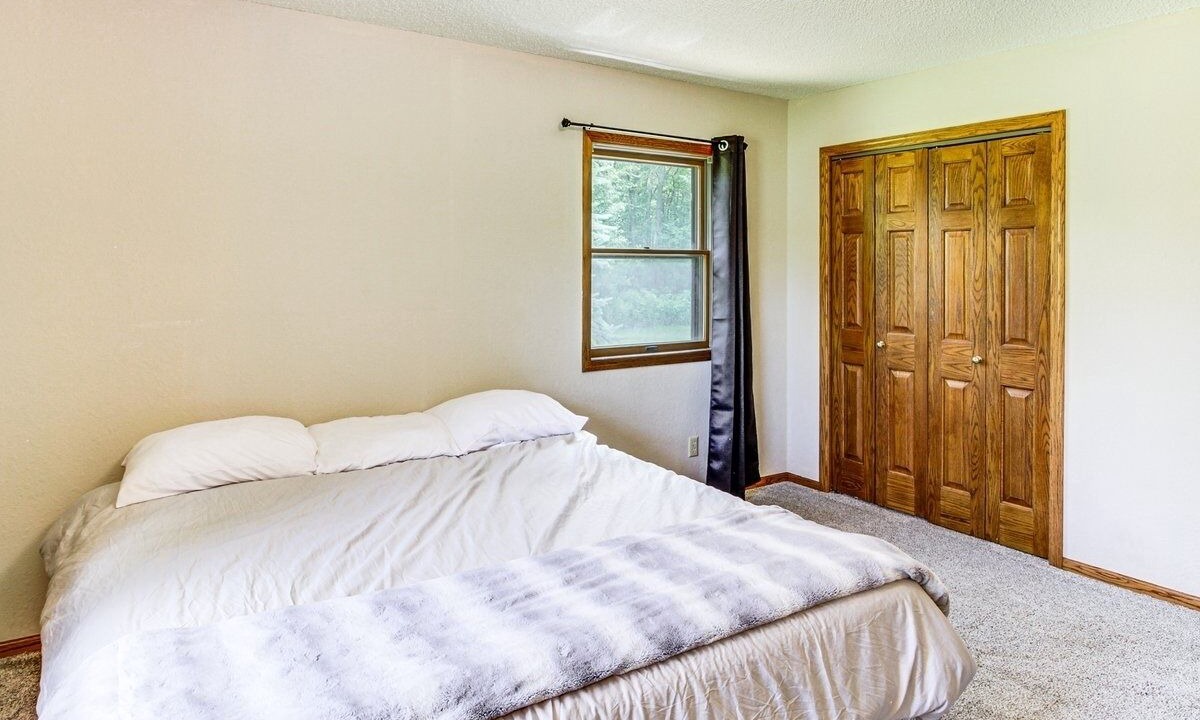 Photo of Bedroom in Onamia