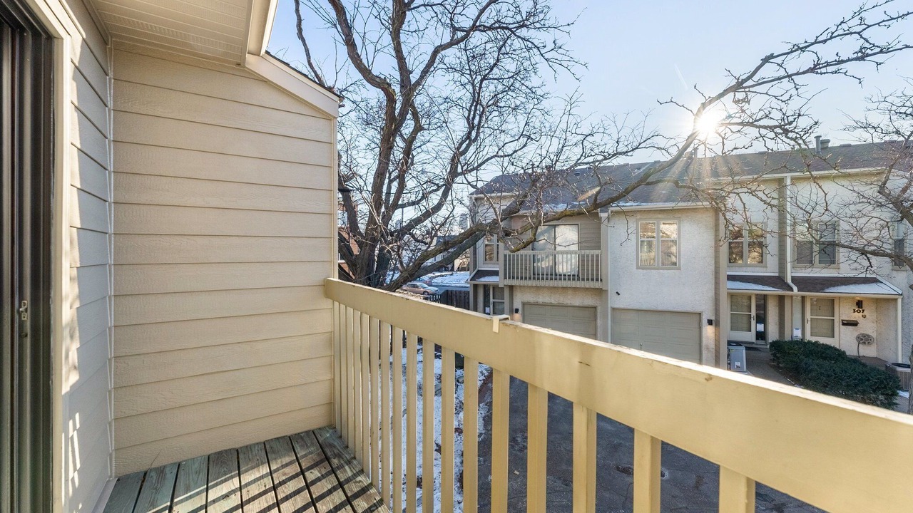 Photo of Patio Balcony in Marcy-Holmes