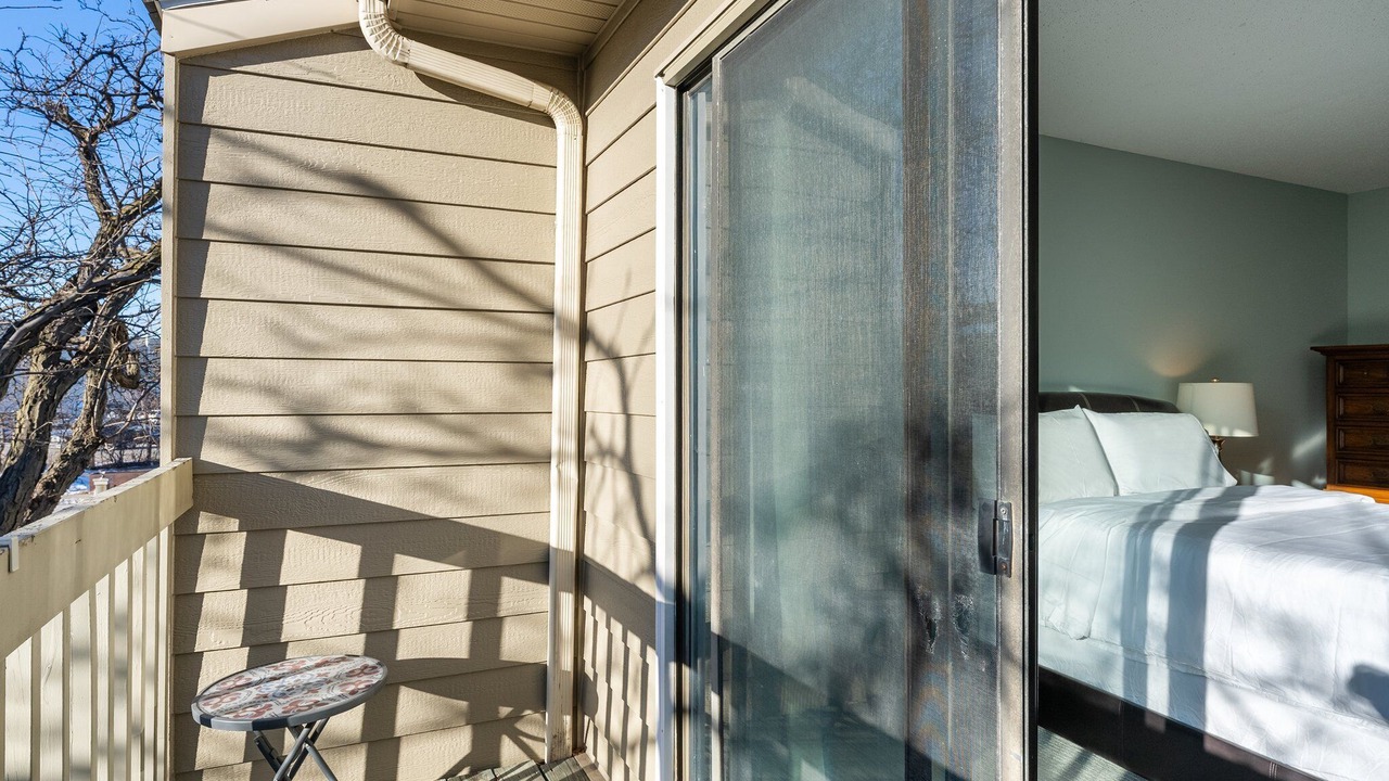 Photo of Patio Balcony in Marcy-Holmes