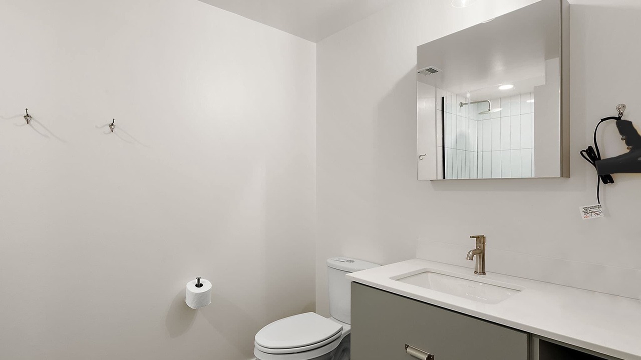 Photo of Bathroom in Warehouse District