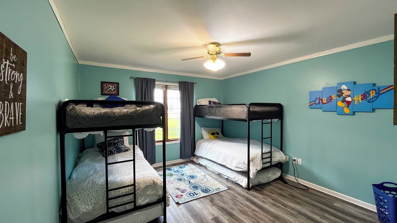 Photo of Bedroom in Oconto
